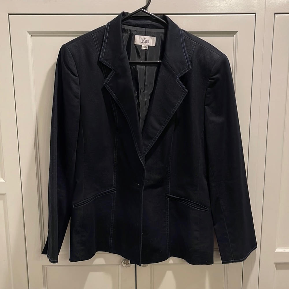 Le Suit Essentials Black Button Down Blazer Size … - image 1
